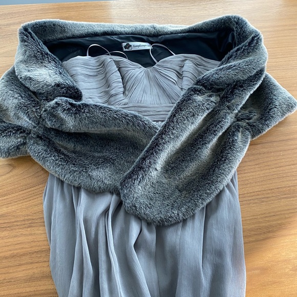 Strapless short bridesmaid dress. - Picture 7 of 8